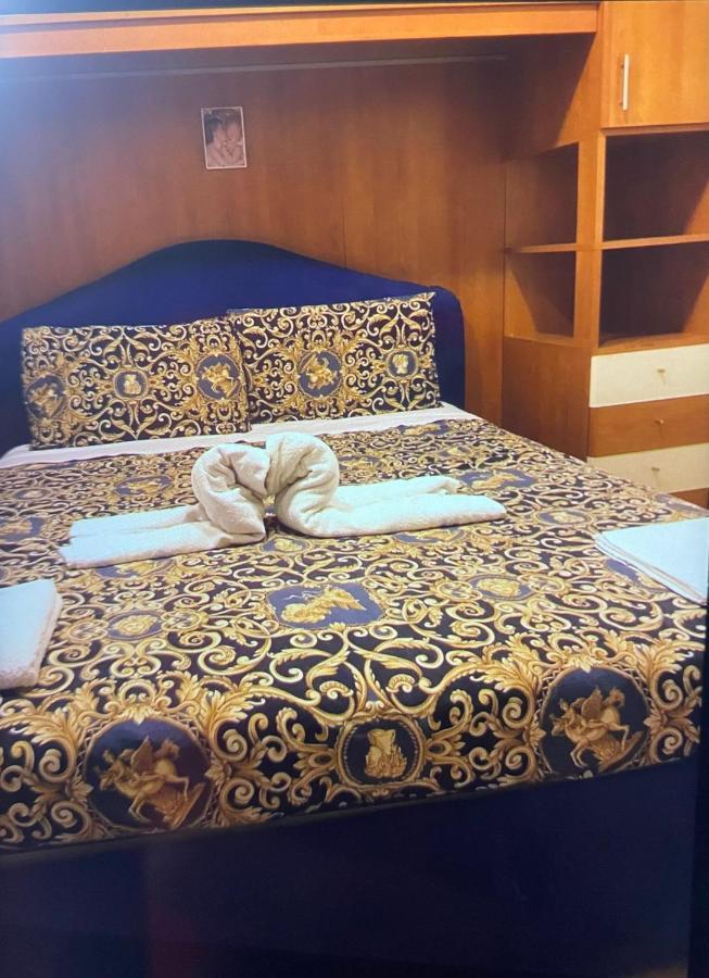 Casa Mari' Centro Storico Vicino Hotel Caracciolo Νάπολη Εξωτερικό φωτογραφία